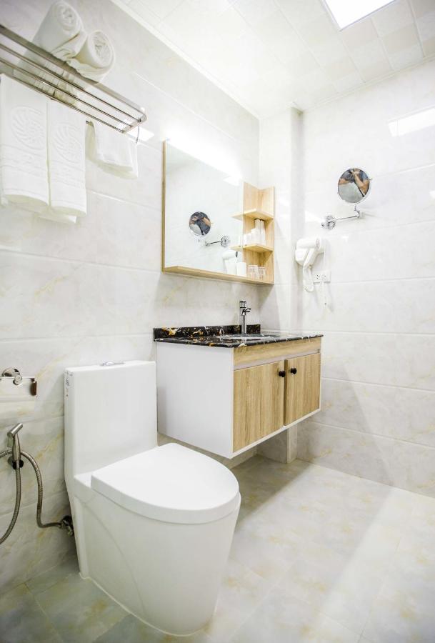 Costa Palawan Resort 3*