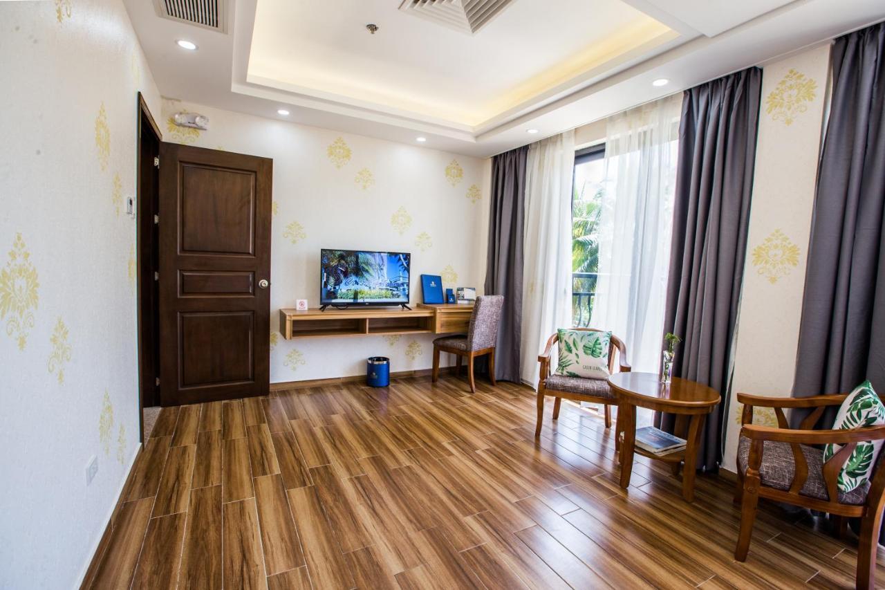 Costa Palawan Resort 3*